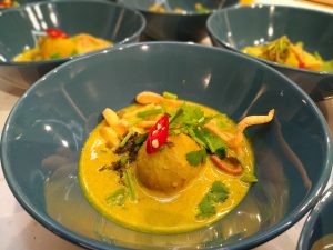 大稻埕私廚 好客台北 明峯貢丸 泰北靠水金麵-khaosoi