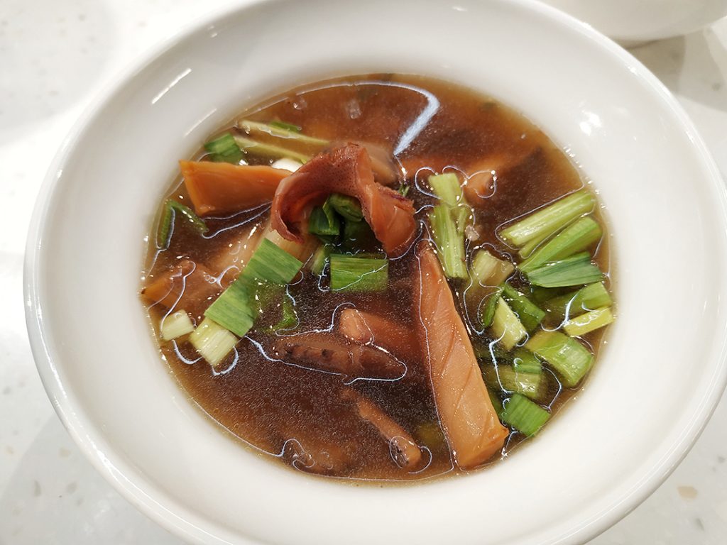Jiujia Men club dish, Savory Squid Soup & Fried Rice Noodles 酒家菜之魷魚螺肉蒜 ＆ 炒米粉 酒家風イカと貝とニンニクの煮込み & ビーフン炒め 주가식 오징어와 소라와 마늘 조림 & 볶음 쌀국수 好客台北 BeMyGuest Taipei Cooking Classes