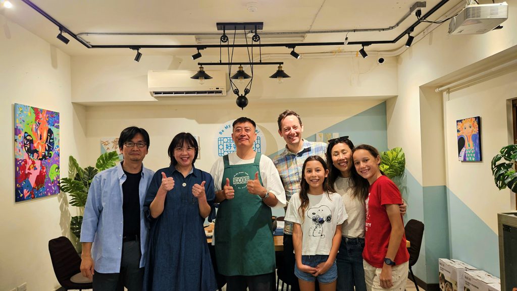 BeMyGuest Taipei All cooking classes include an adventure through the streets and markets of historic Dadaocheng