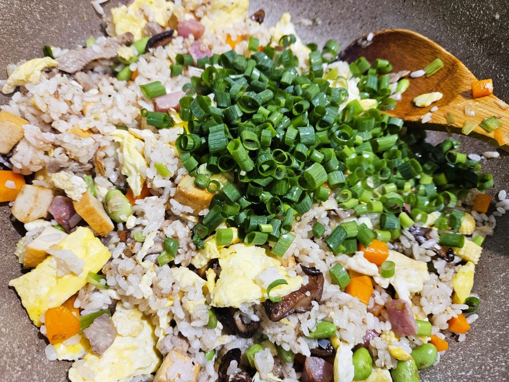 Bountiful stir-fried riceーBeMyGuest Taipei Studio for Cooking Classes